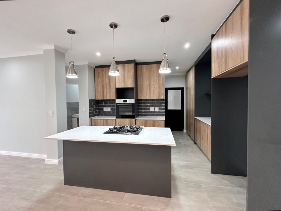 4 Bedroom Property for Sale in Sandown Western Cape